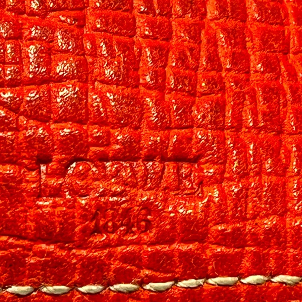 Authentic Loewe EUC Eye Popping Croc-Embossed Leather Wallet W/ Scalloped Design - Picture 5 of 9